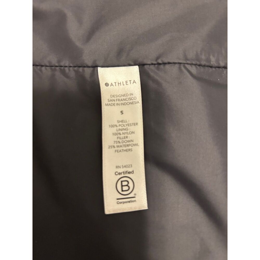 Winter Puffer Jacket - image 5